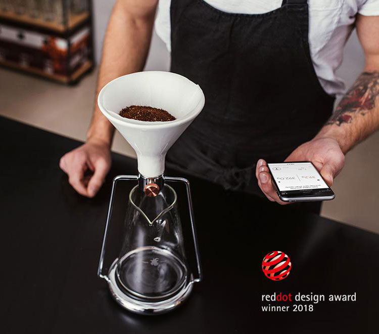 �h���b�v�C���[�W�EGINA�X�}�[�g�R�[�q�[���[�J�[