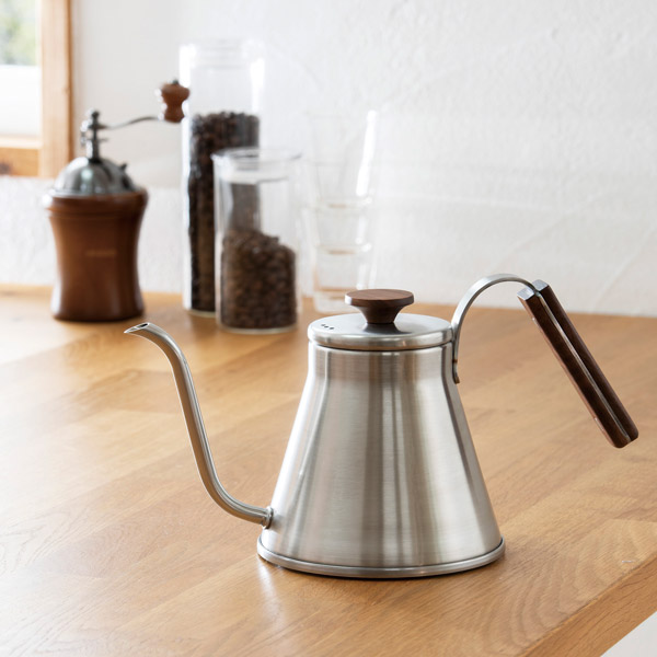 ��ɂȂ��ޖؐ��n���h���̃P�g�� 