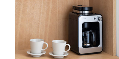 Siroca �S�����R�[�q�[���[�J�[ SC-A211 �X�y�[�X