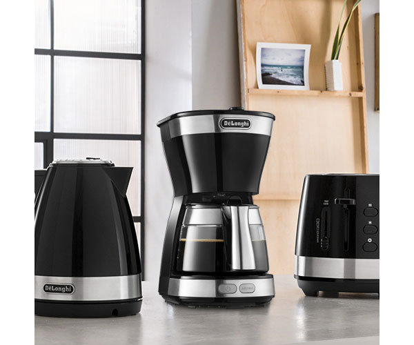 �f�����M �A�N�e�B�u �h���b�v�R�[�q�[���[�J�[ 