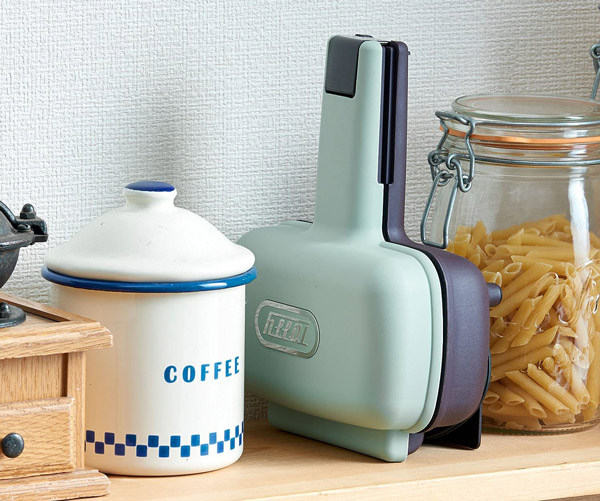 �n�[�t�z�b�g�T���h���[�J�[