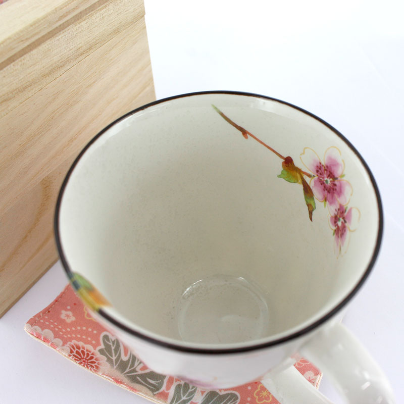 �Z���~�b�N�� �}�O�J�b�v 