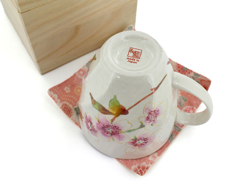 �Z���~�b�N�� �}�O�J�b�v 