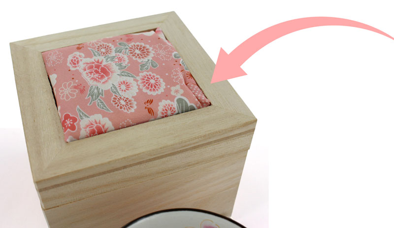 �Z���~�b�N�� �}�O�J�b�v 