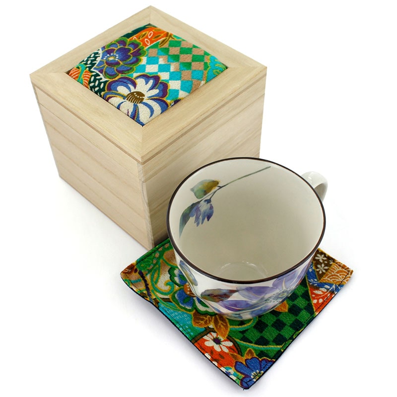 �Z���~�b�N�� �}�O�J�b�v 