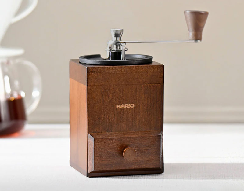 �n���I �R�[�q�[�~���E�L���[�u 