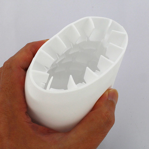 �A�C�X�L���[�u���[�J�[ 