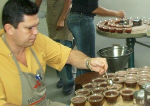 �u���W���̃R�[�q�[�i�t��